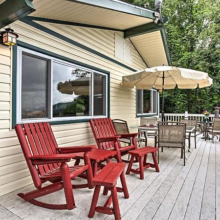 Secluded Mountain Home With Stunning Views And Deck! Bryson City Bagian luar foto