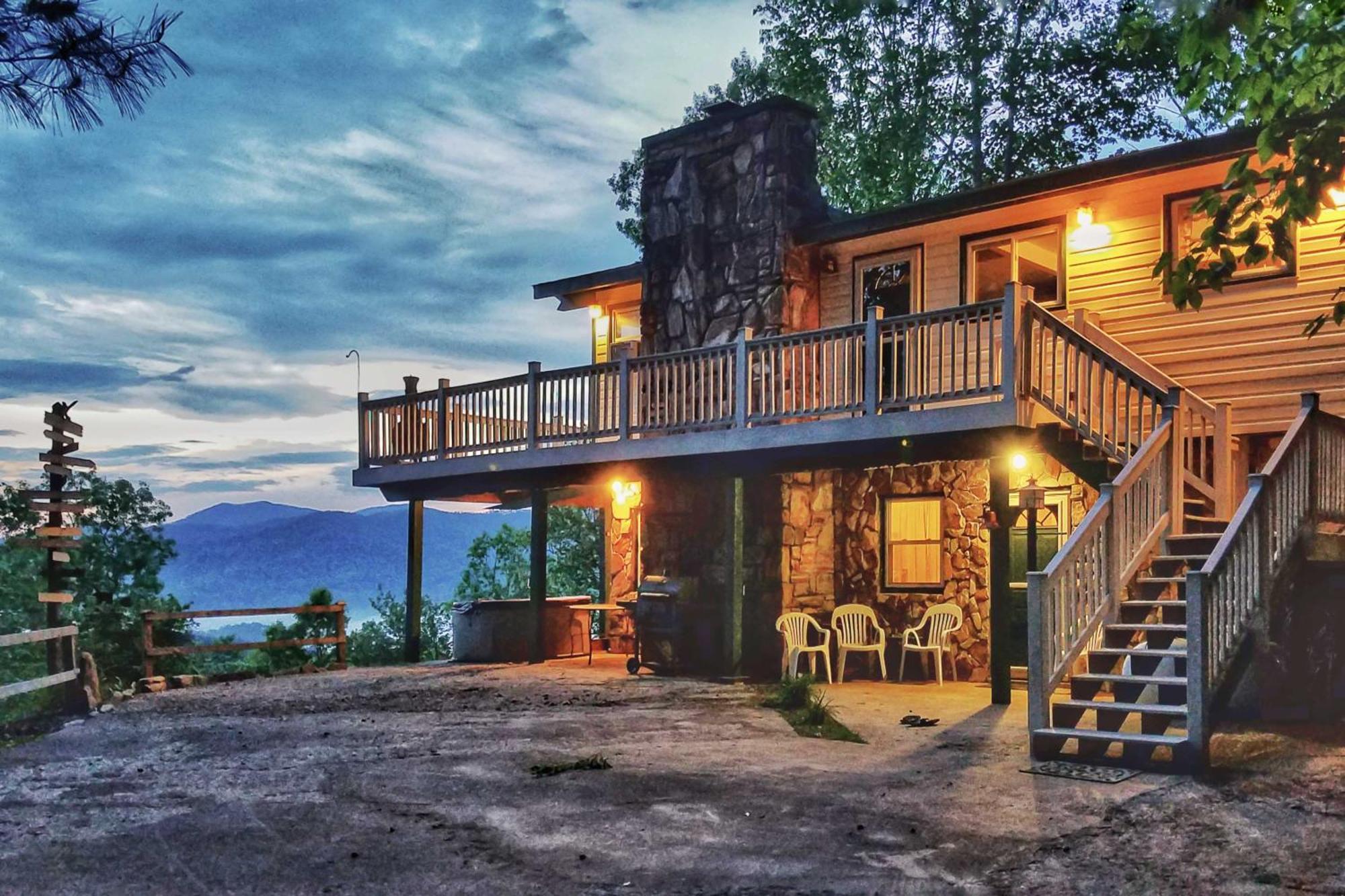 Secluded Mountain Home With Stunning Views And Deck! Bryson City Bagian luar foto