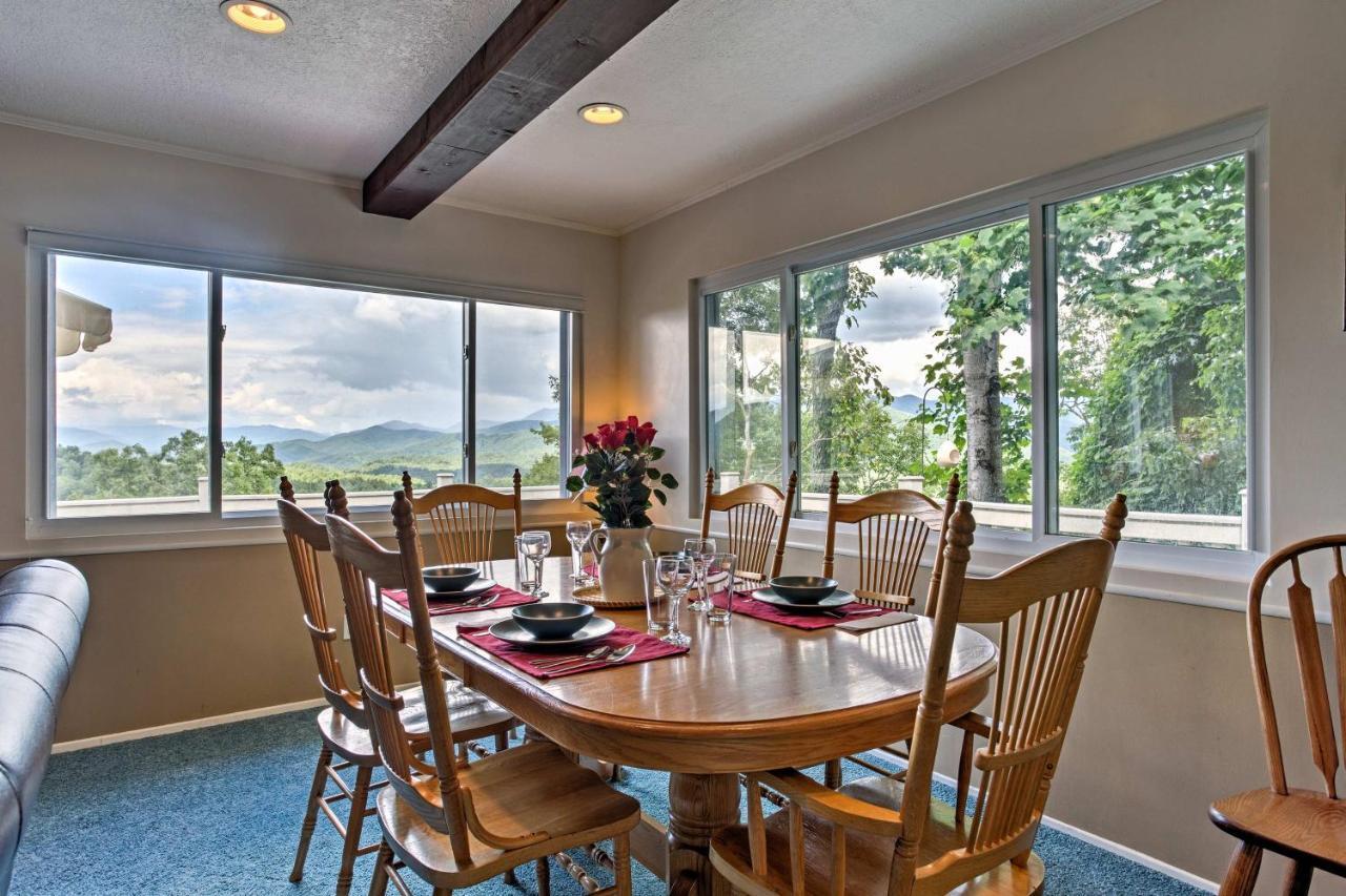 Secluded Mountain Home With Stunning Views And Deck! Bryson City Bagian luar foto