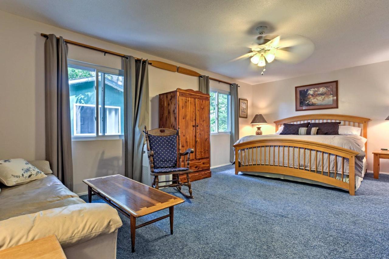 Secluded Mountain Home With Stunning Views And Deck! Bryson City Bagian luar foto